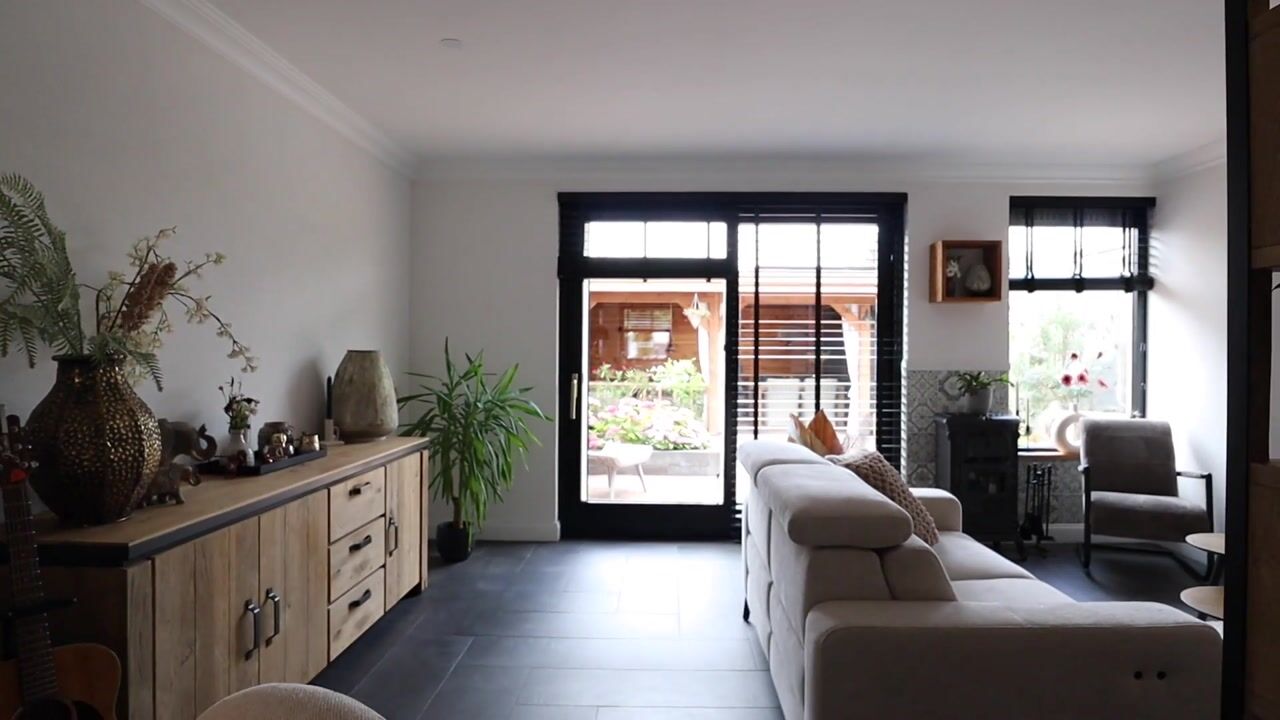 Video van Lijsterbeshof 10