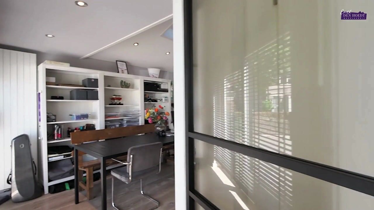 Video van Van der Waalsstraat 40