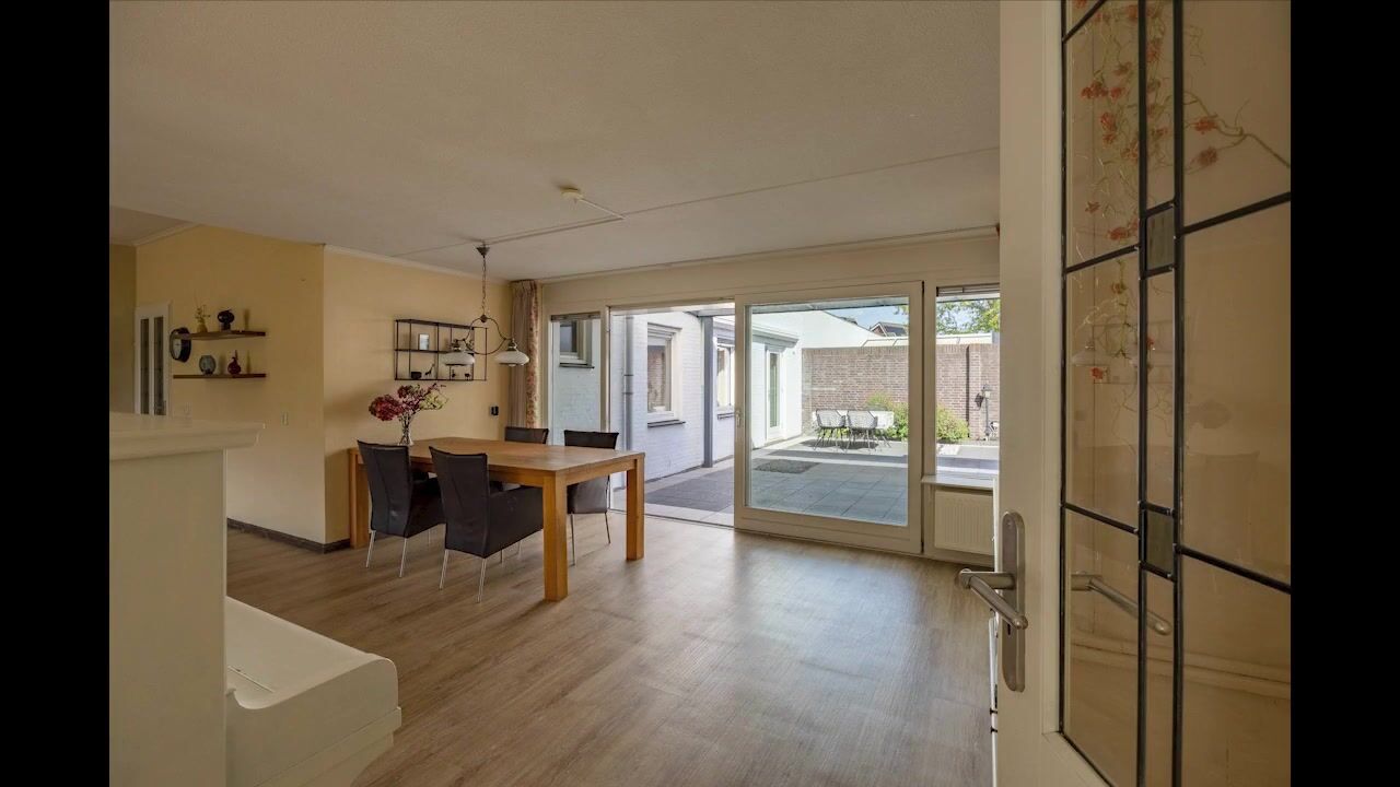Video van Carry van Bruggenstraat 3