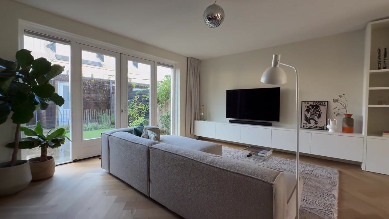 Video van Vossenbesstraat 3