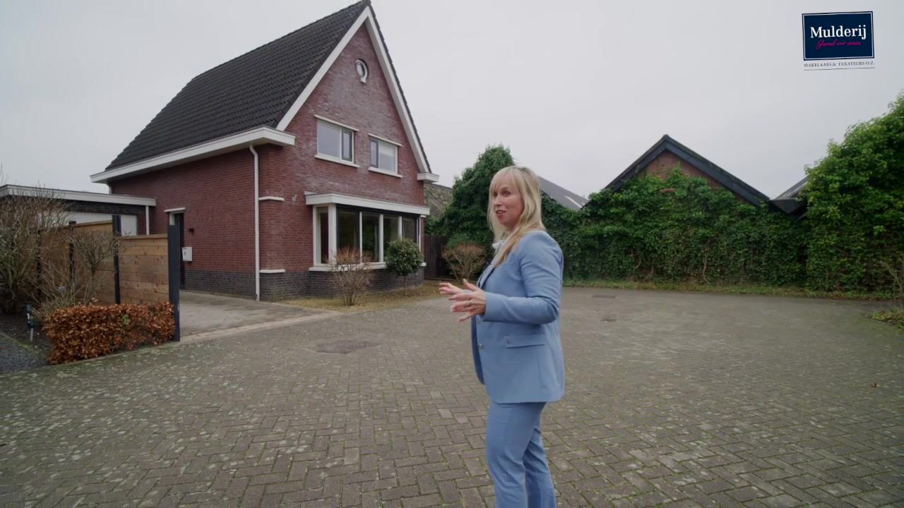 Bekijk video van Hogeweg 8-A