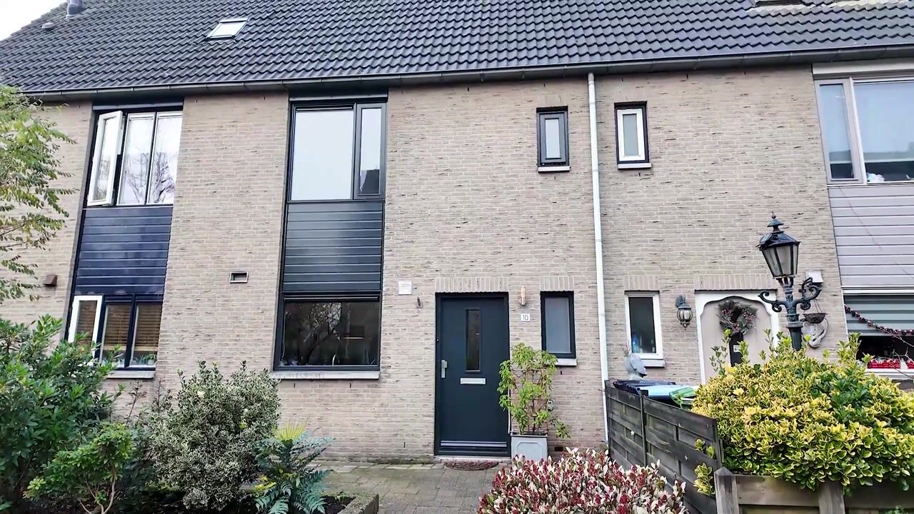 Video van De Tribune 10