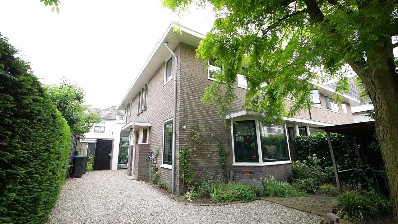 Video van Nieuwe Englaan 8-B