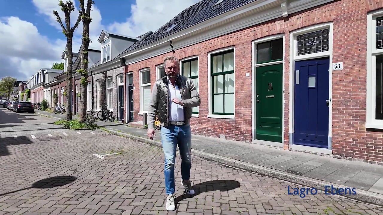 Video van Warmoesstraat 58