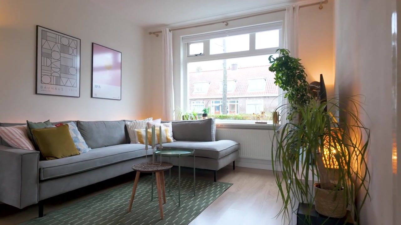 Video van Van Oosten de Bruijnstraat 191