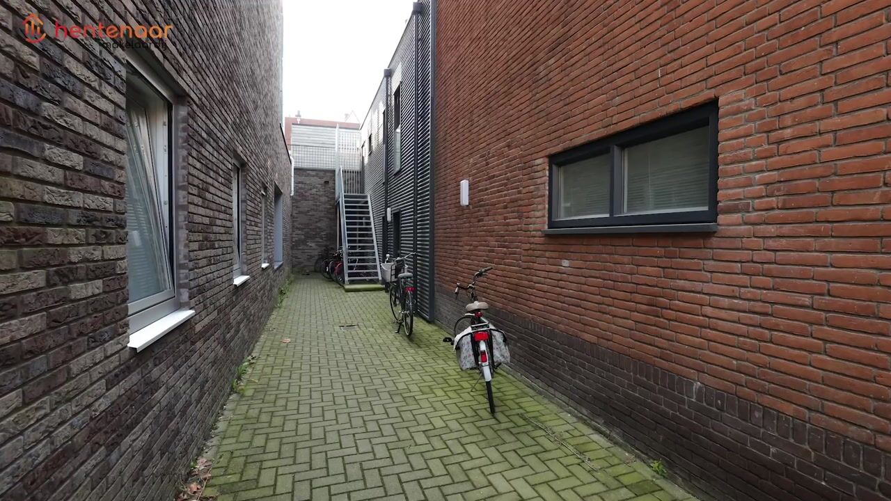 View video of van Echtenstraat 16-12