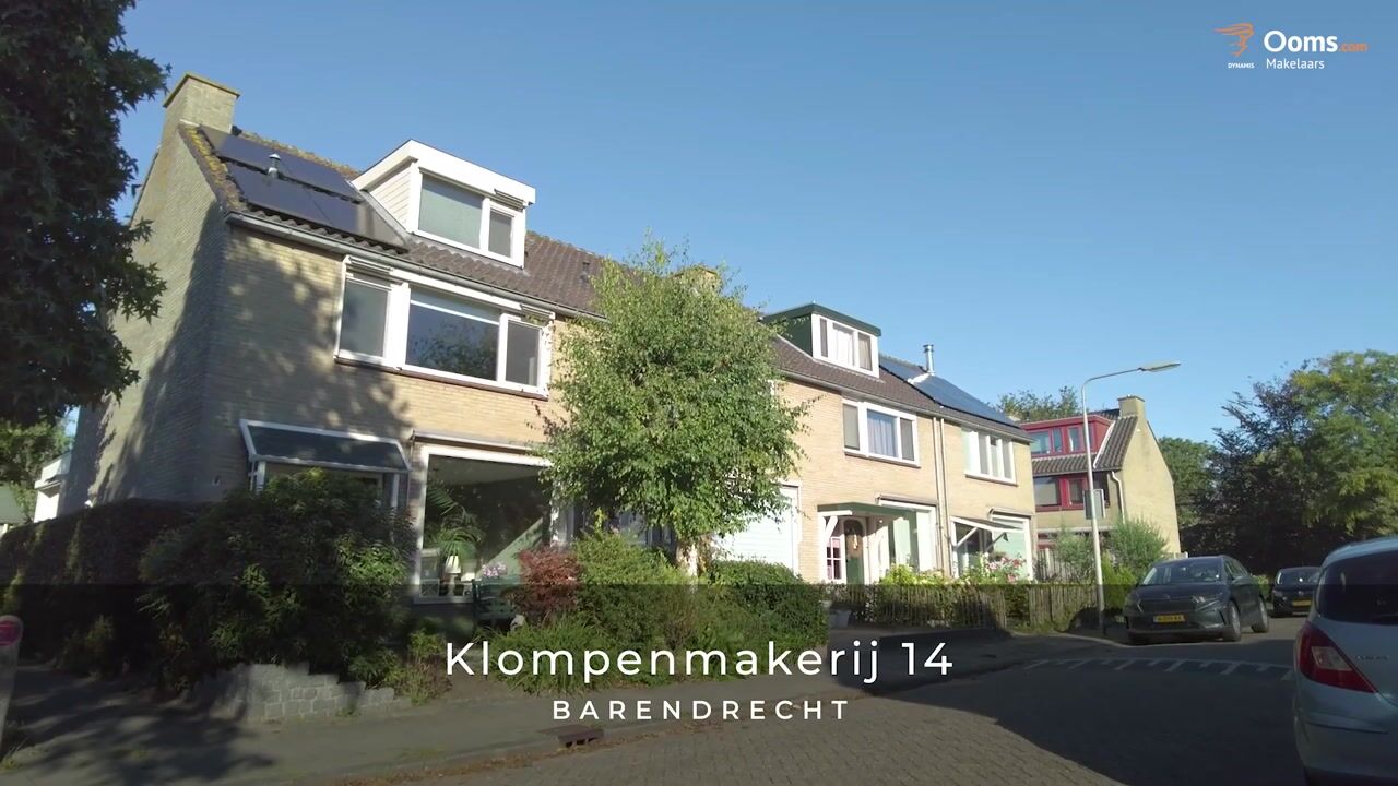 Bekijk video van Klompenmakerij 14