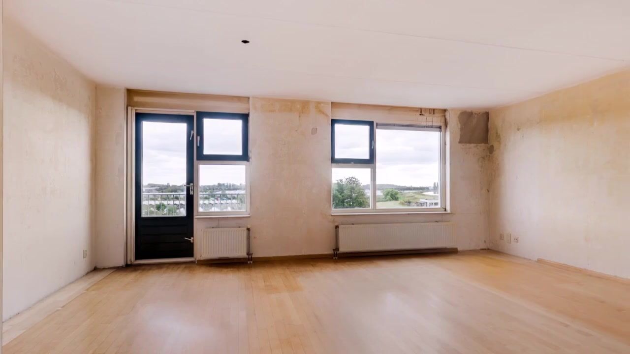 Video van Mientekade 76