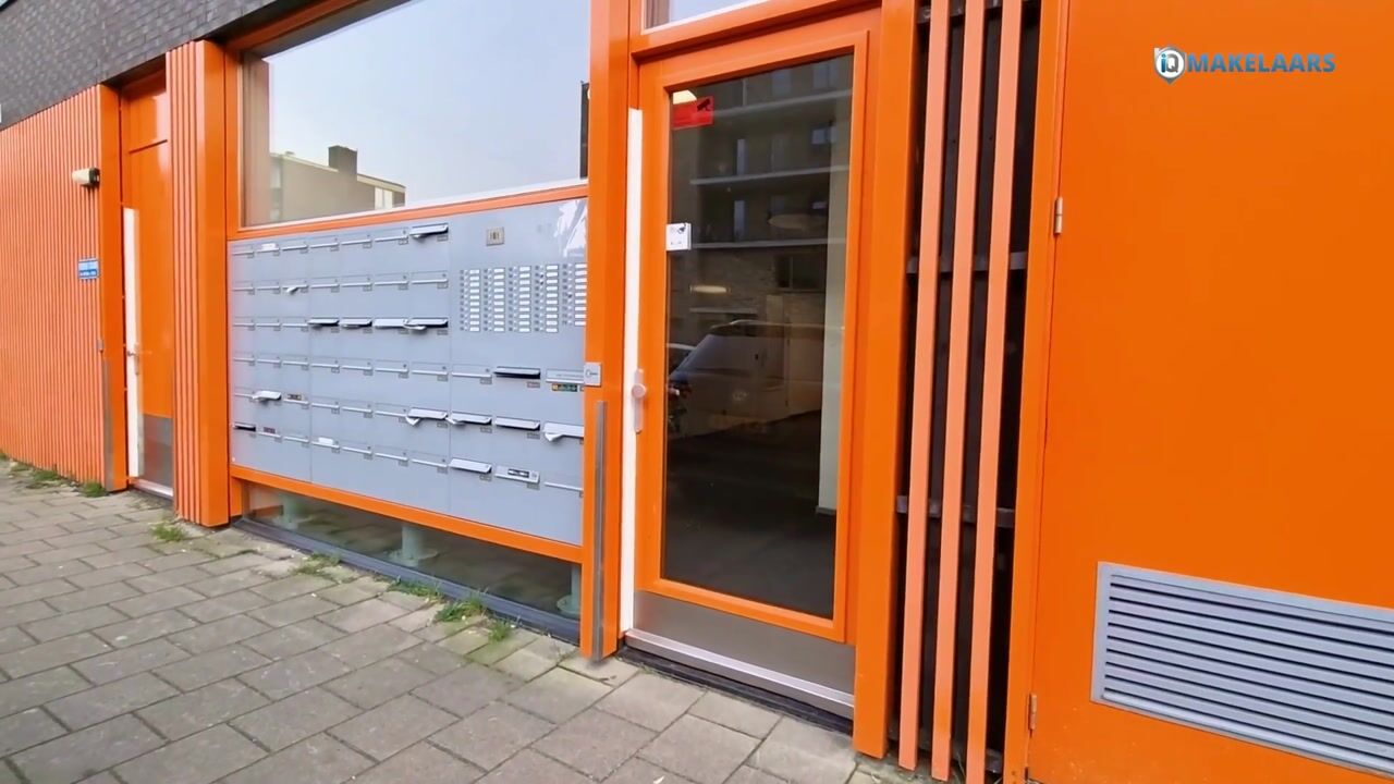Video van Derkinderenstraat 124