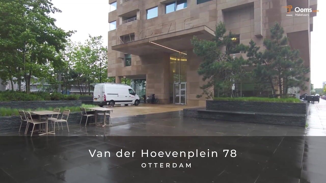 Bekijk video van Van der Hoevenplein 78