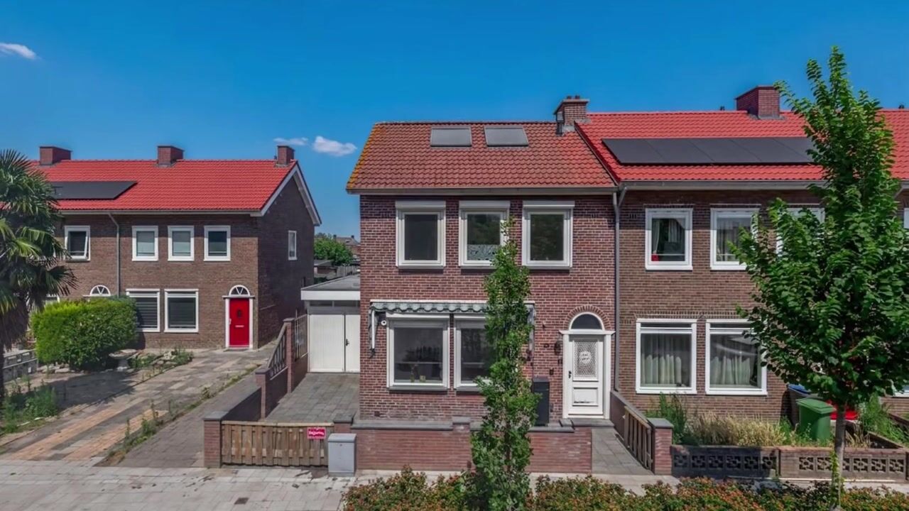Video van Van Coothlaan 33