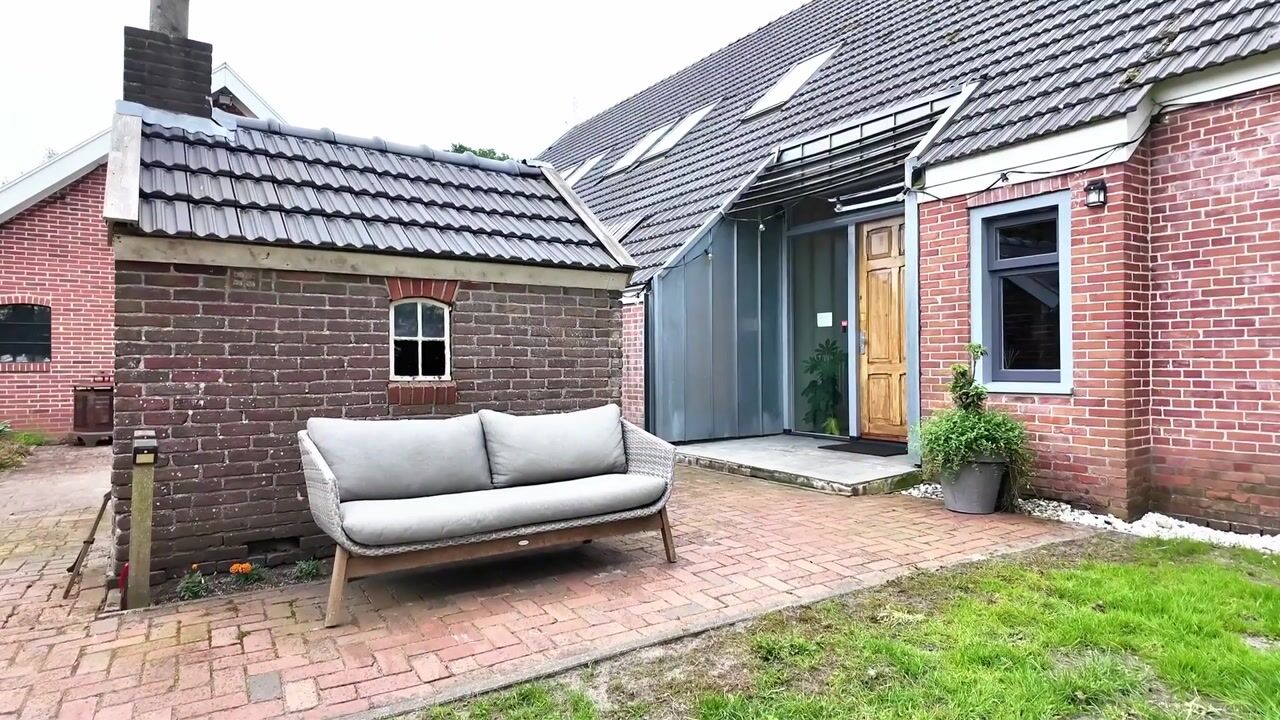 Bekijk video van Asserstraat 95