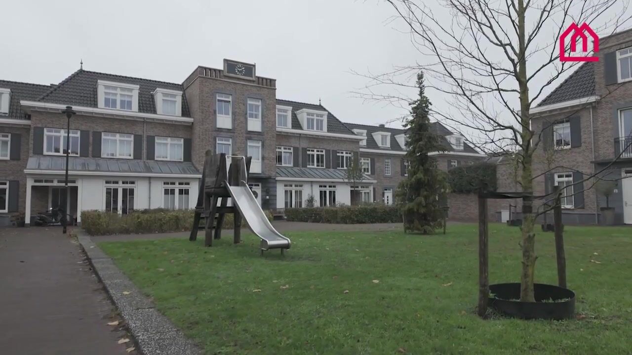 Bekijk video van Nieuwe Voorstraat 53