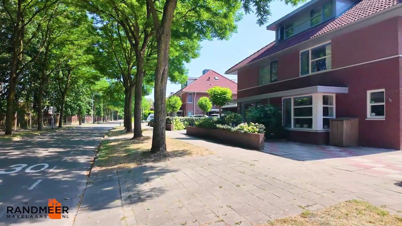 Video van Mecklenburglaan 42
