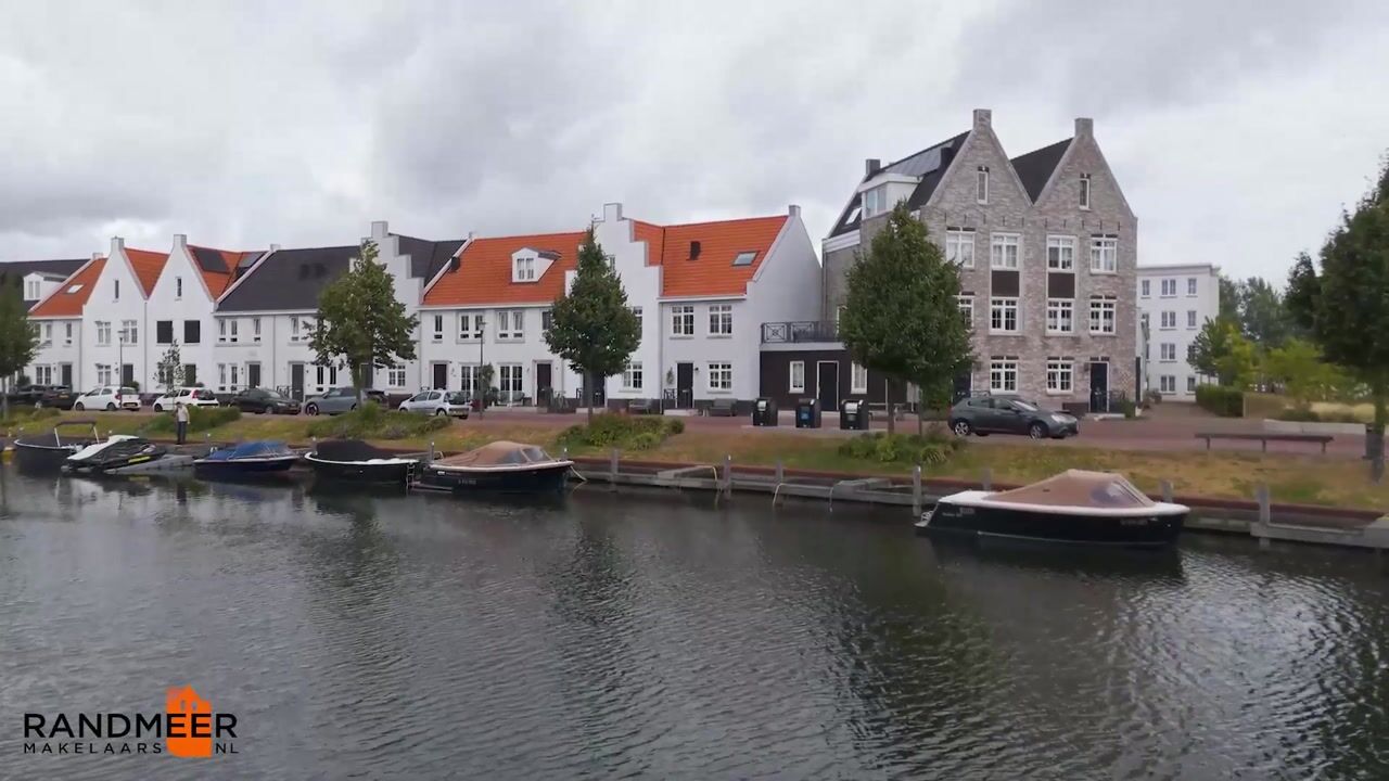 Video van Waterstadboulevard 130