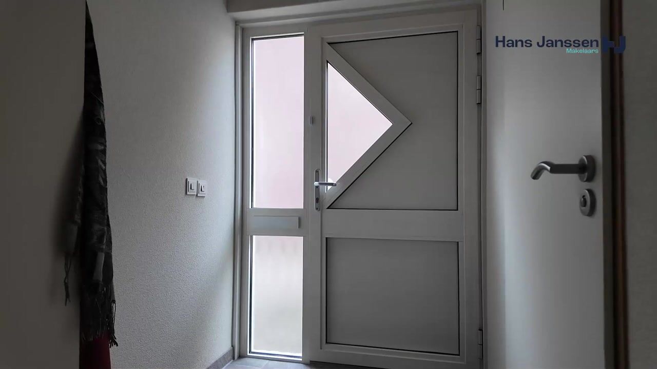 Video van Klompenmaker 11