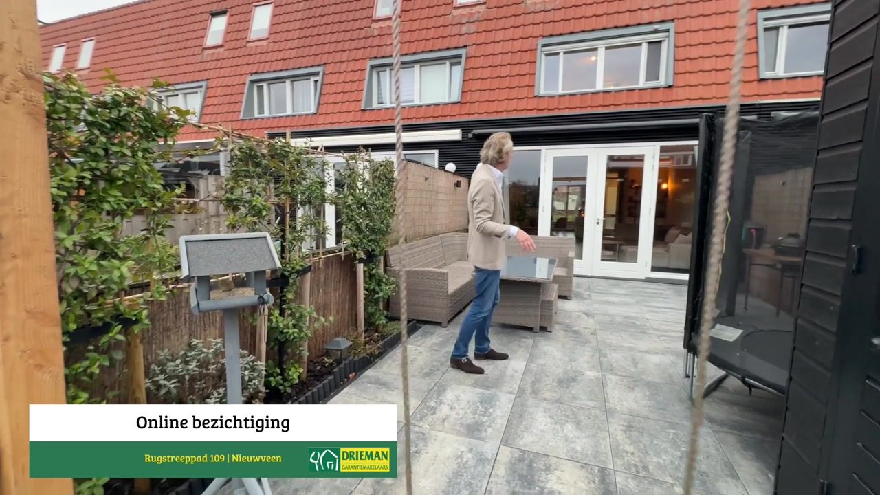 Video of Rugstreeppad 109