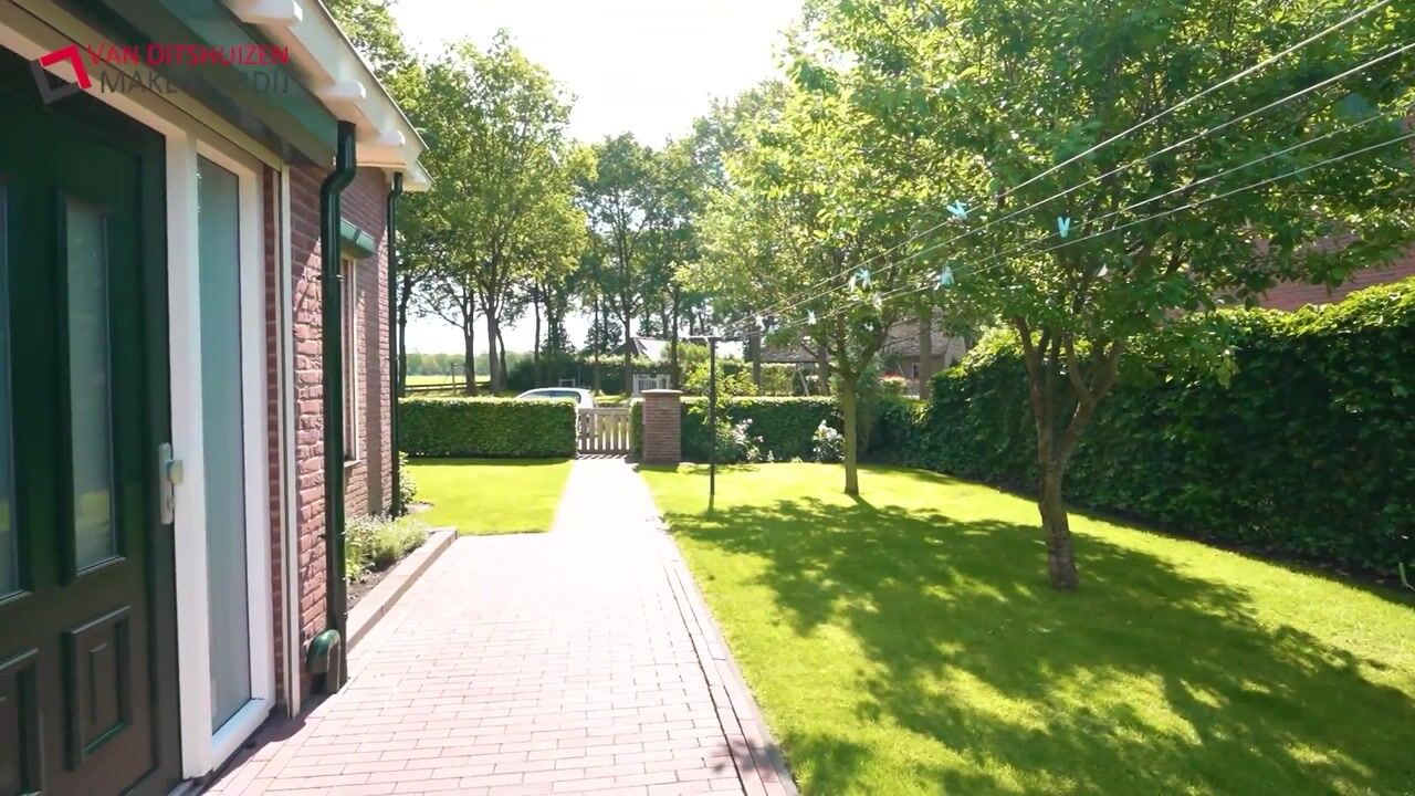 Video of Juliana Bernhardweg 1-B