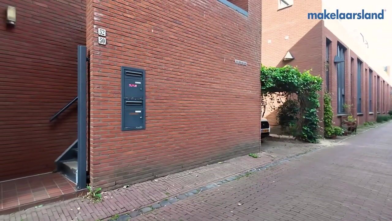 Video van Revetsteeg 52