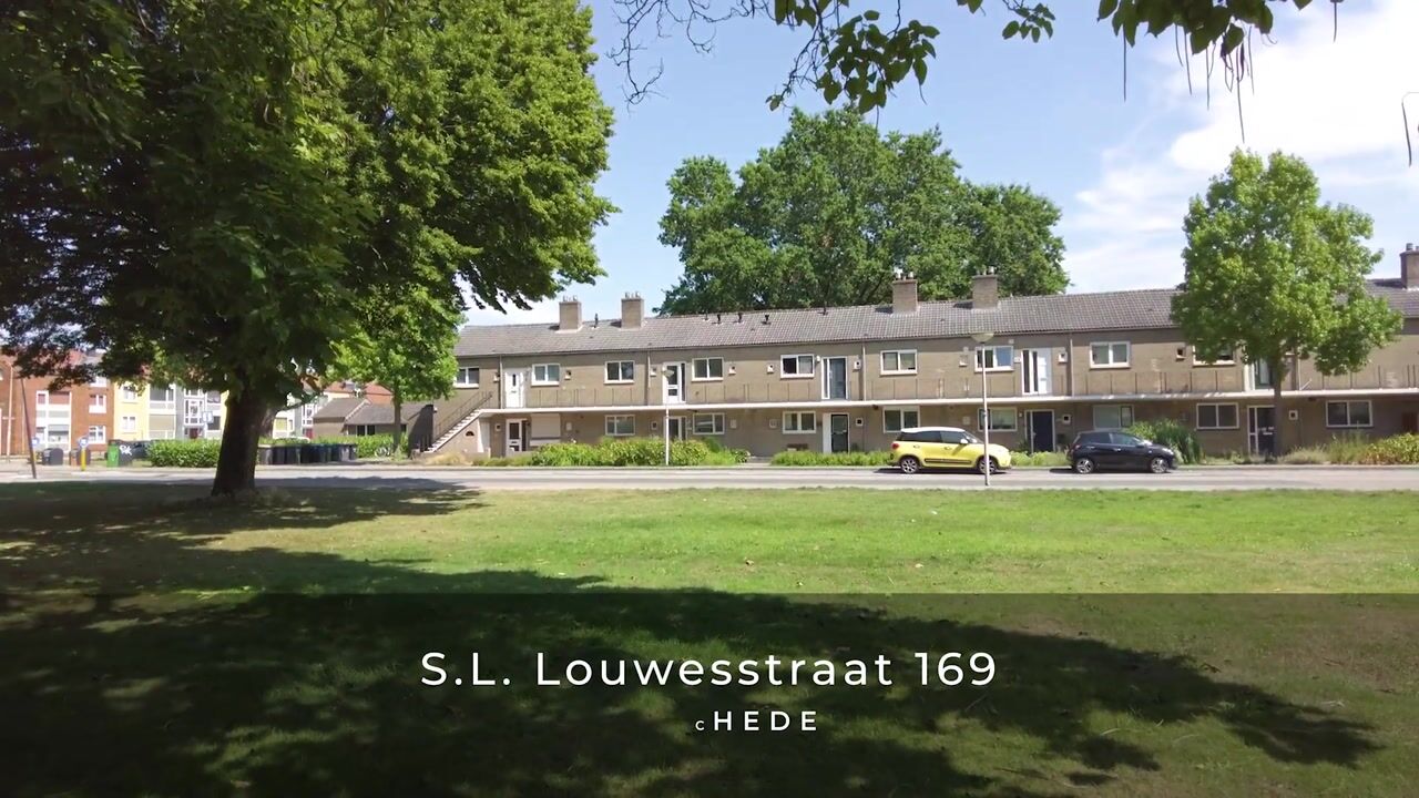 Video van S.L. Louwesstraat 169