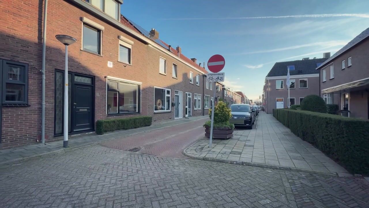 Bekijk video van Burg ten Veldestr 3