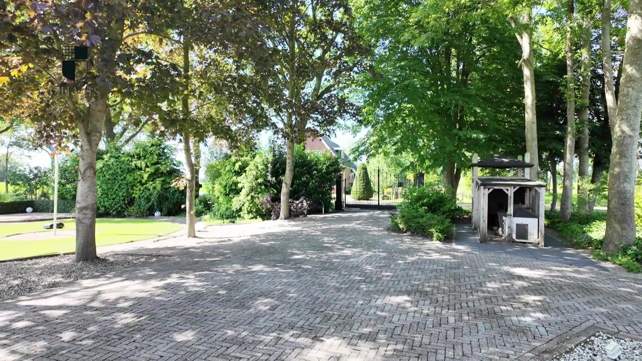 Video van Idzardaweg 104