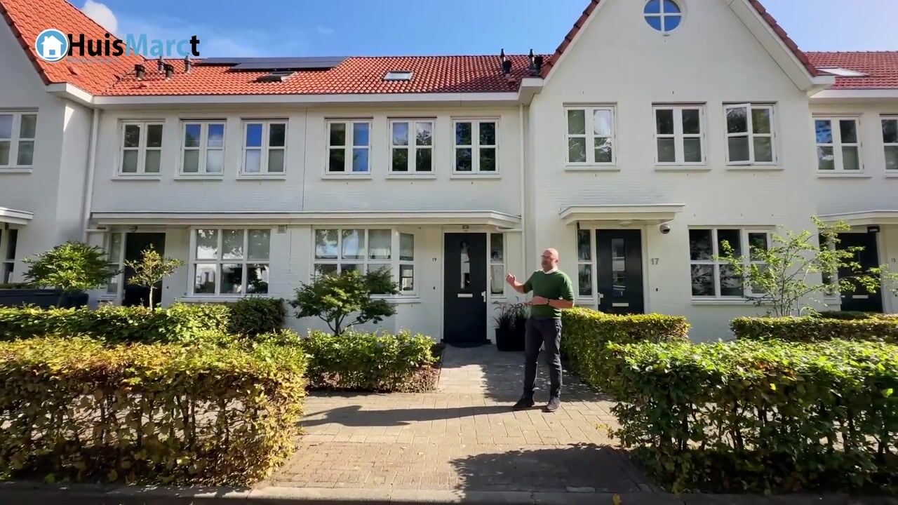 Video van Eikenbussel 19