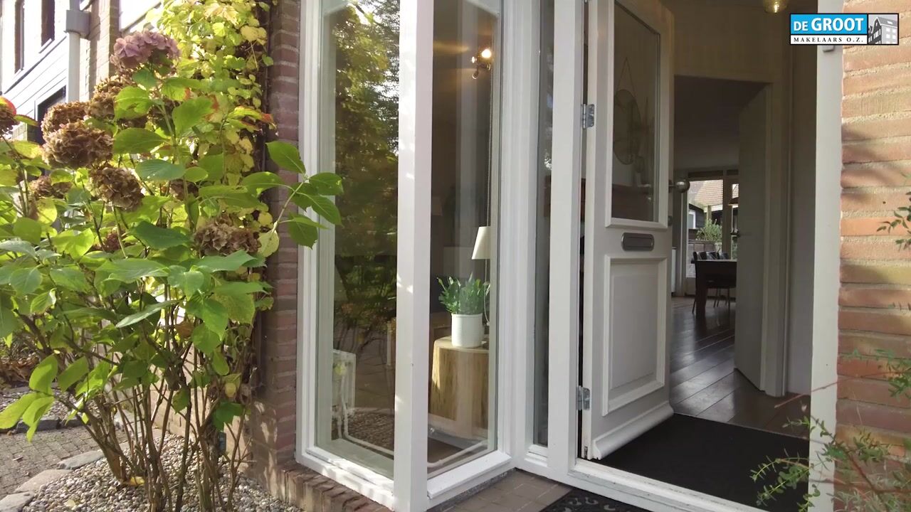 Video of Klompenmaker 19