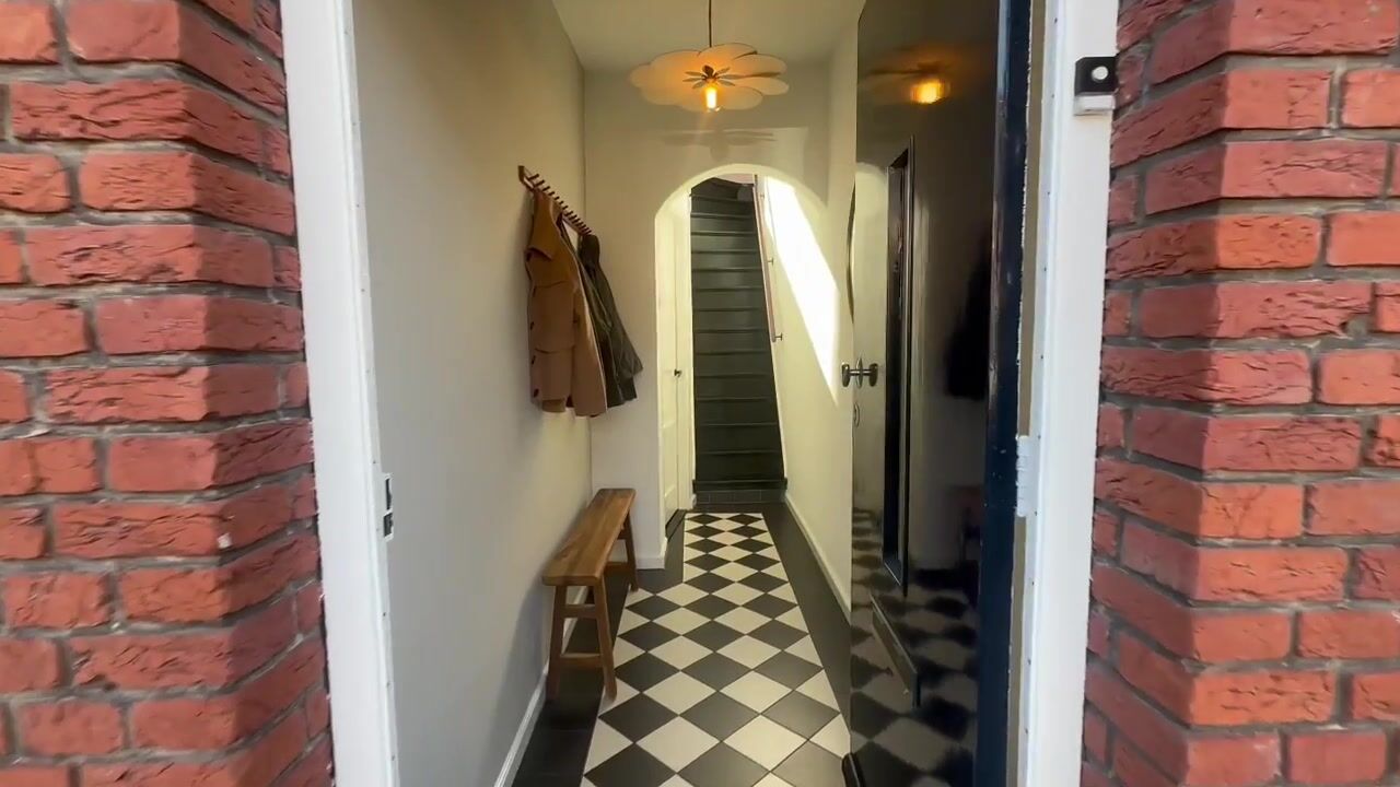 Video of Van de Coulsterstraat 102