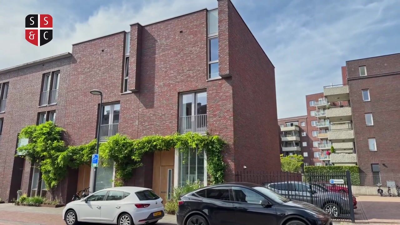 Video van Smits van Waesberghestraat 11