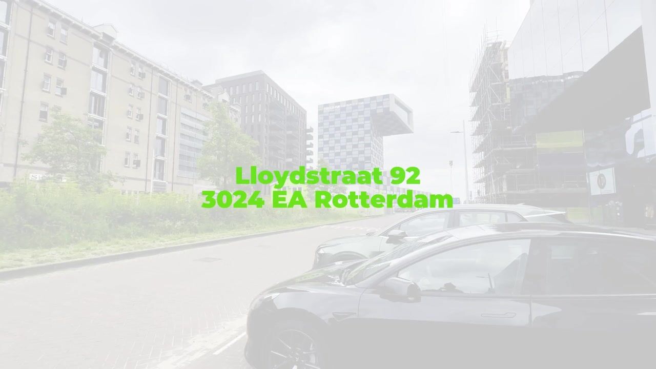 Bekijk video van Lloydstraat 92