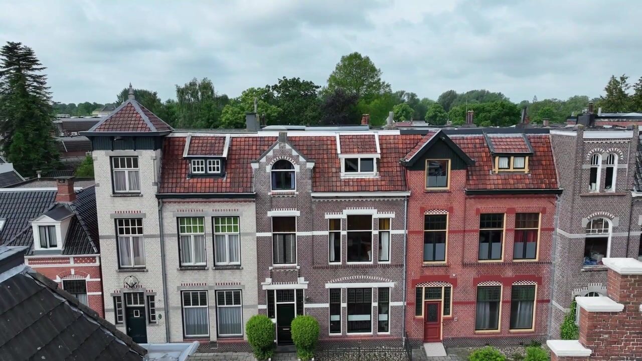 Video van Burgemeester Venemastraat 10