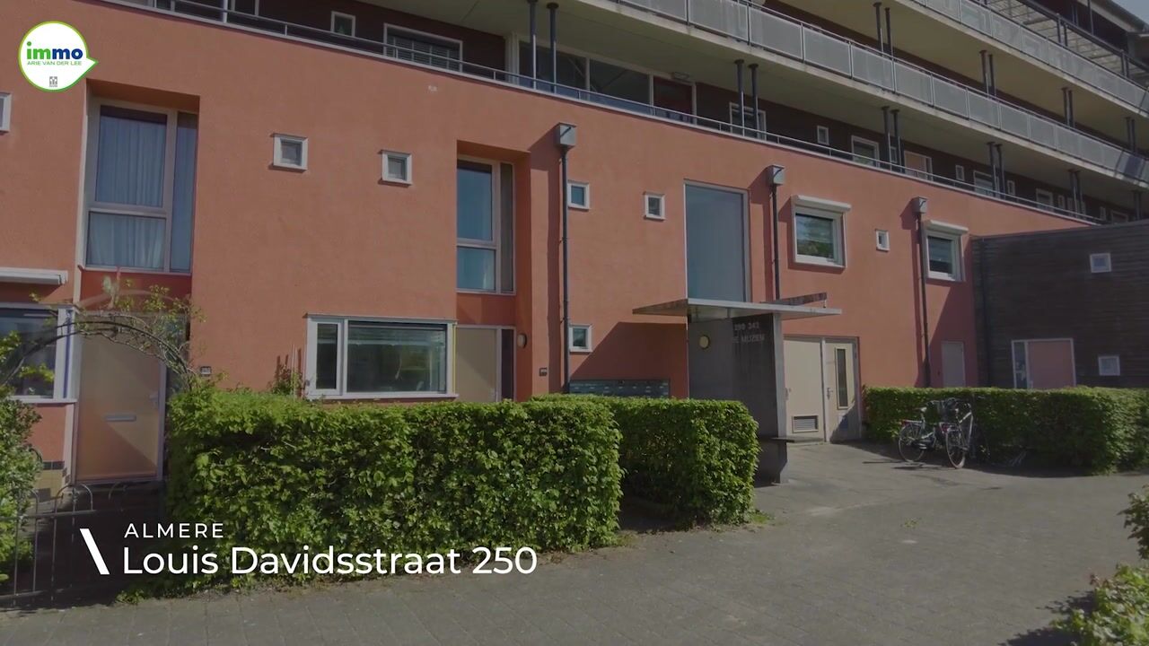 Video van Louis Davidsstraat 250