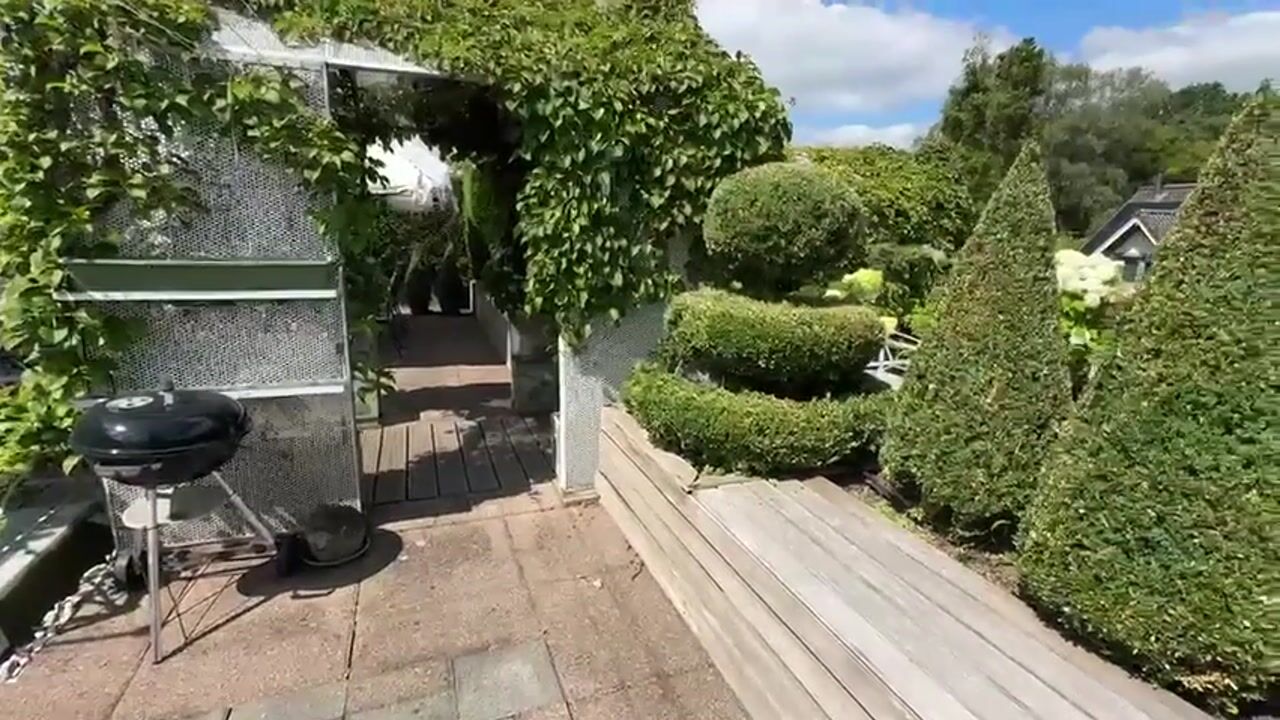 Video van Dorpsplein 13
