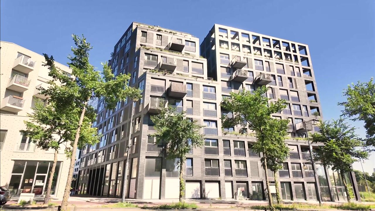 Video van Lutonhof 453