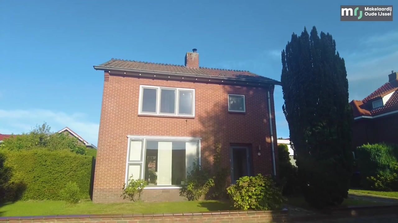 Bekijk video van Schoolstraat 9