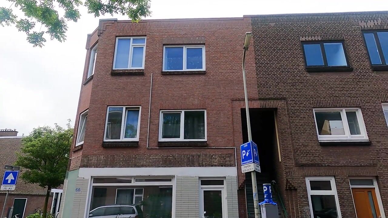 Bekijk video van Laurierstraat 72