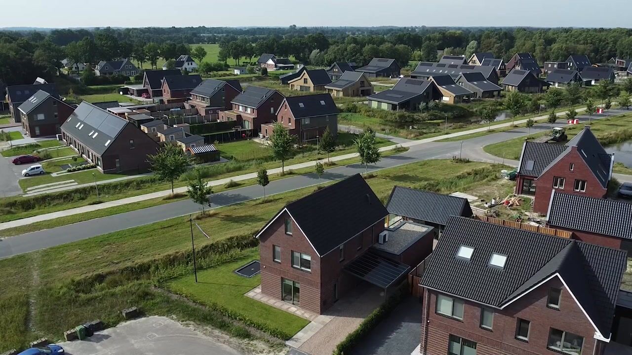 Video van Den 55