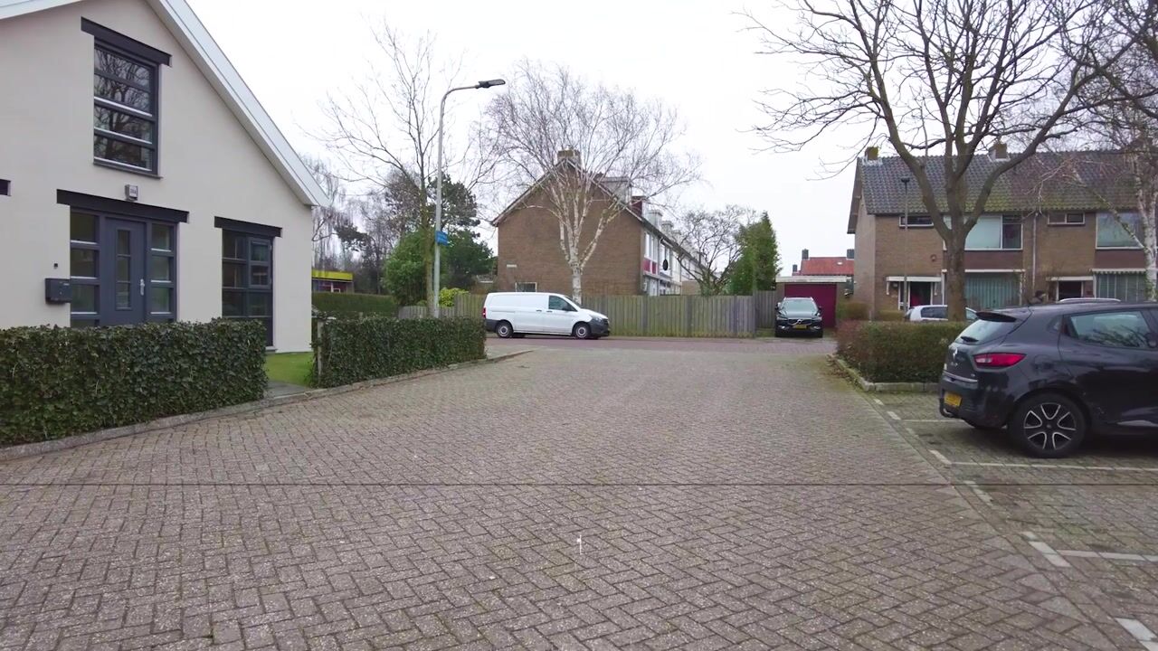 Video van Van Limburg Stirumlaan 36-A