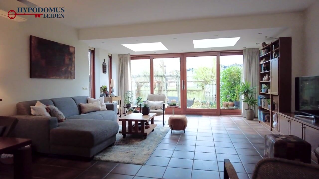 Video van Cosmeaduin 32