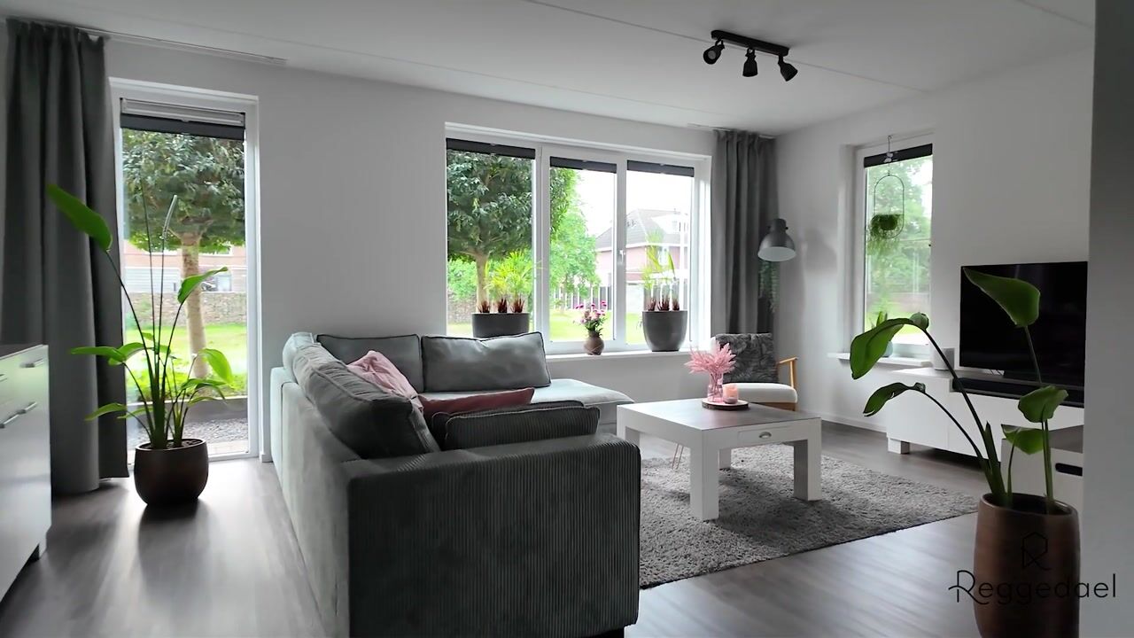 Video van Roseweert 8