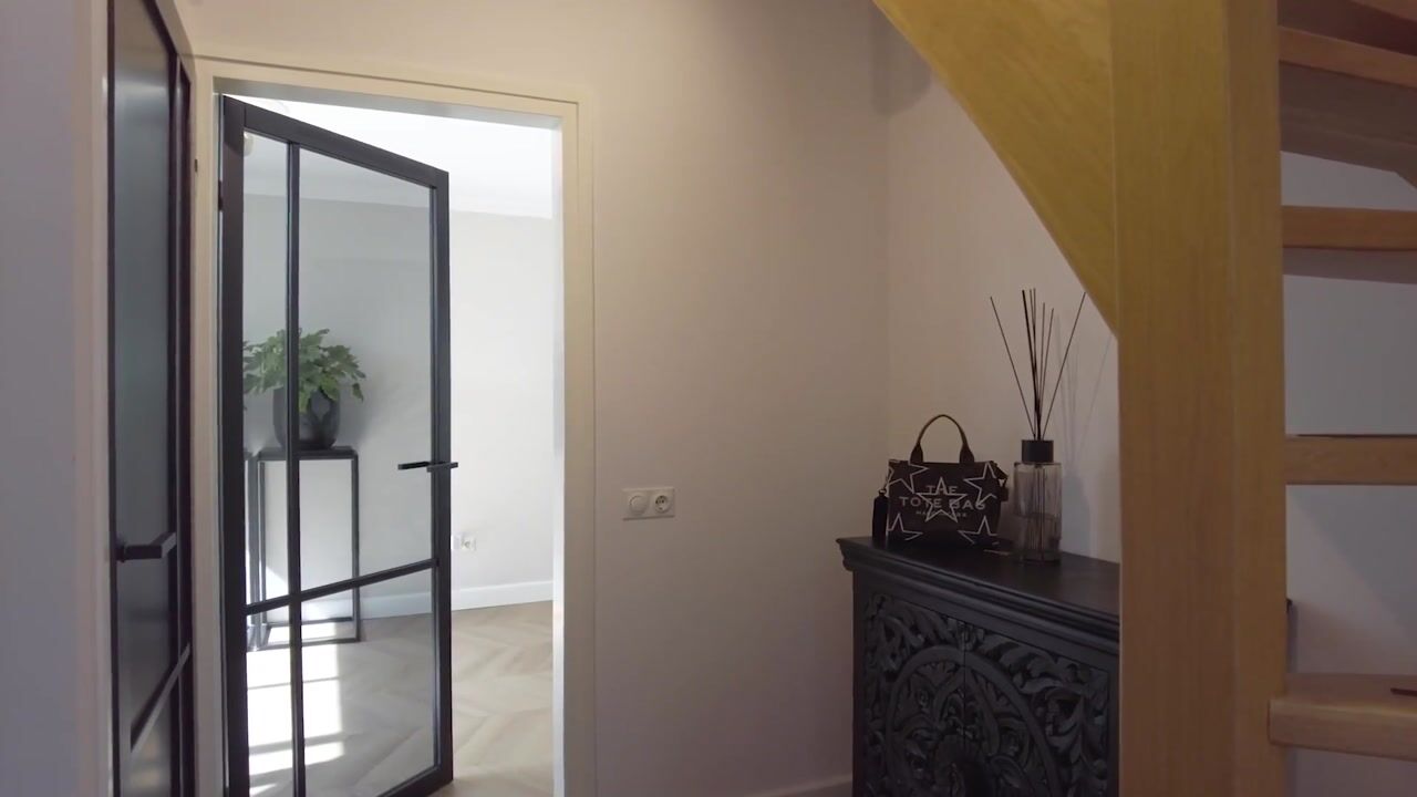 Video of Wegedoorn 183