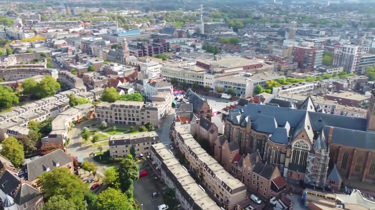 Bekijk video van Korenmarkt 7