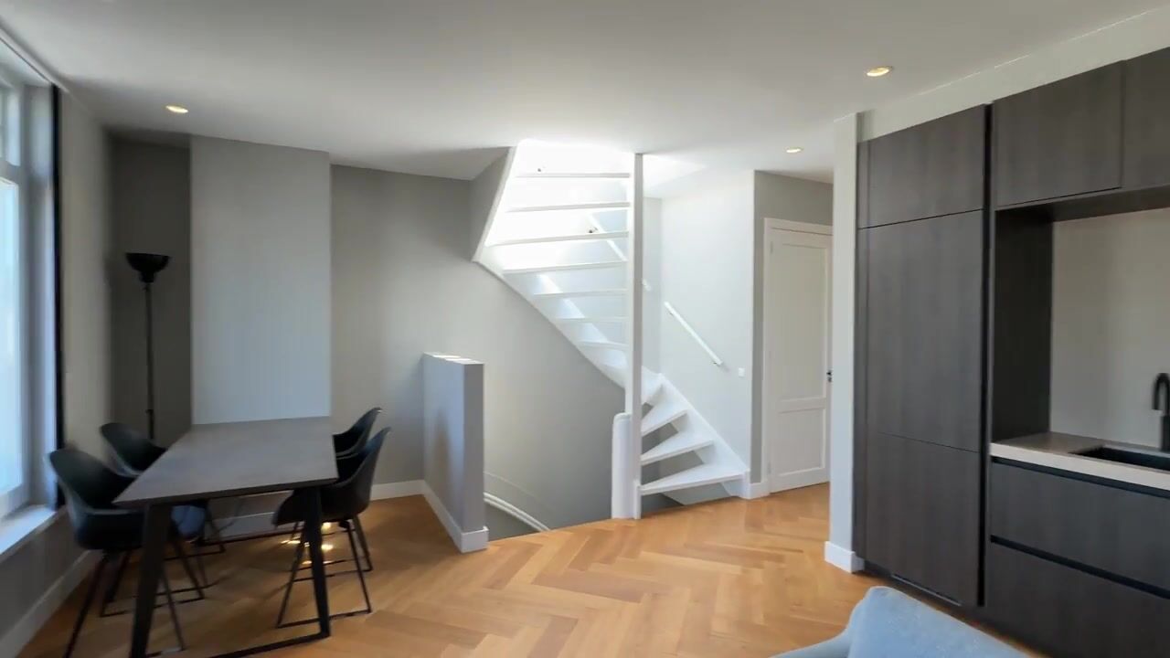 Video van Frans van Mierisstraat 36-4