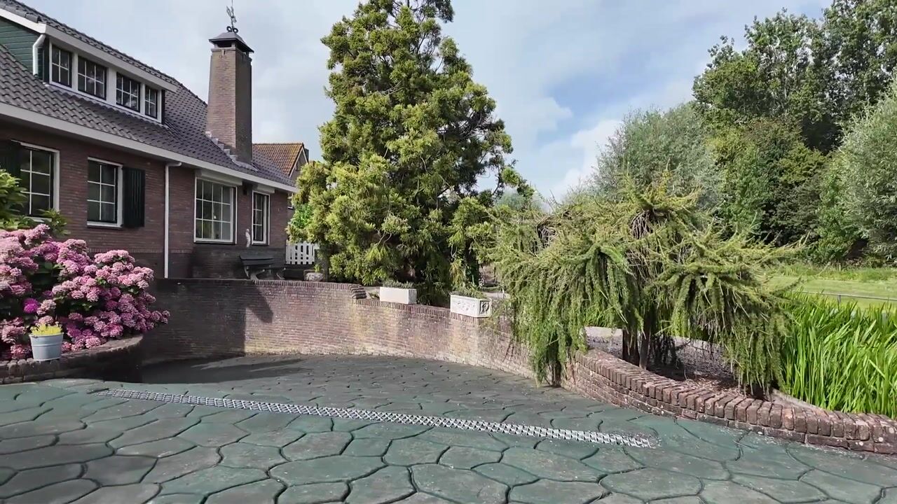 Video van Eerste Hoefweg 3-B