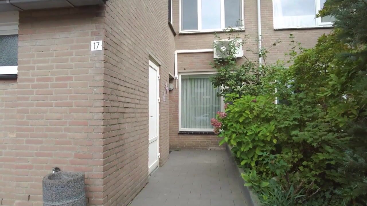 Bekijk video van Monarchstraat 17