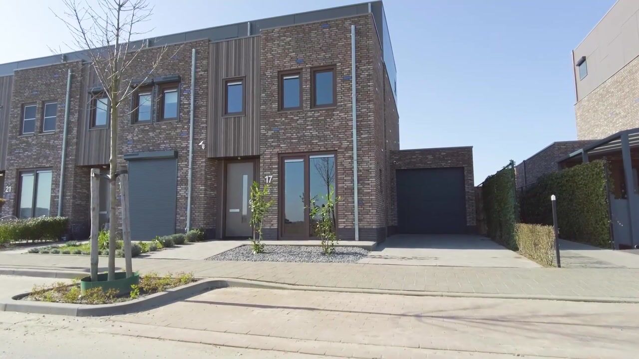 Video van Apollovlinder 17