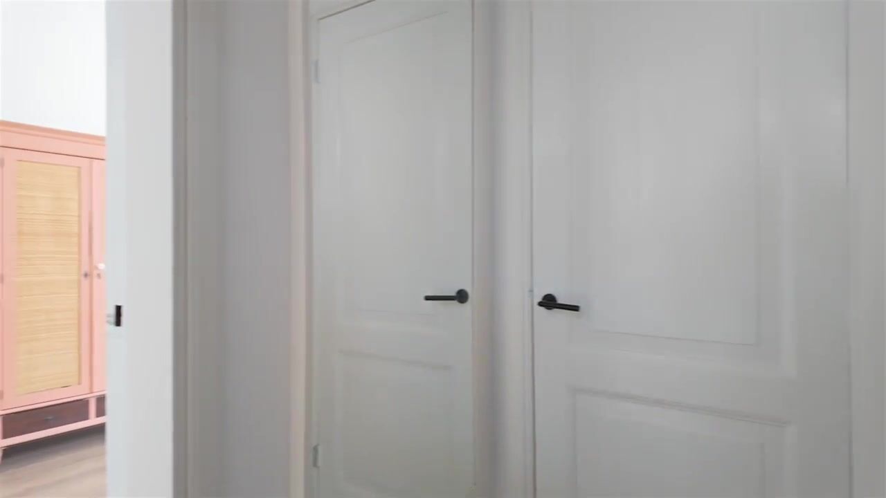 Video van Van 't Hoffstraat 24