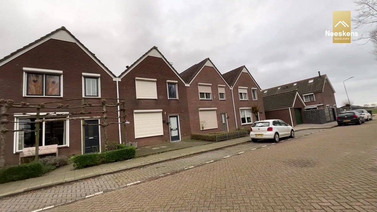 Bekijk video van Burgemeester Bouwensestraat 37