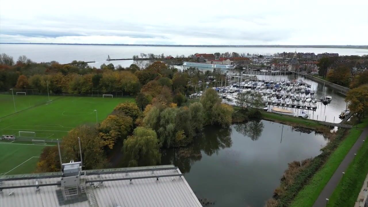 View video of Binnenluiendijk 36